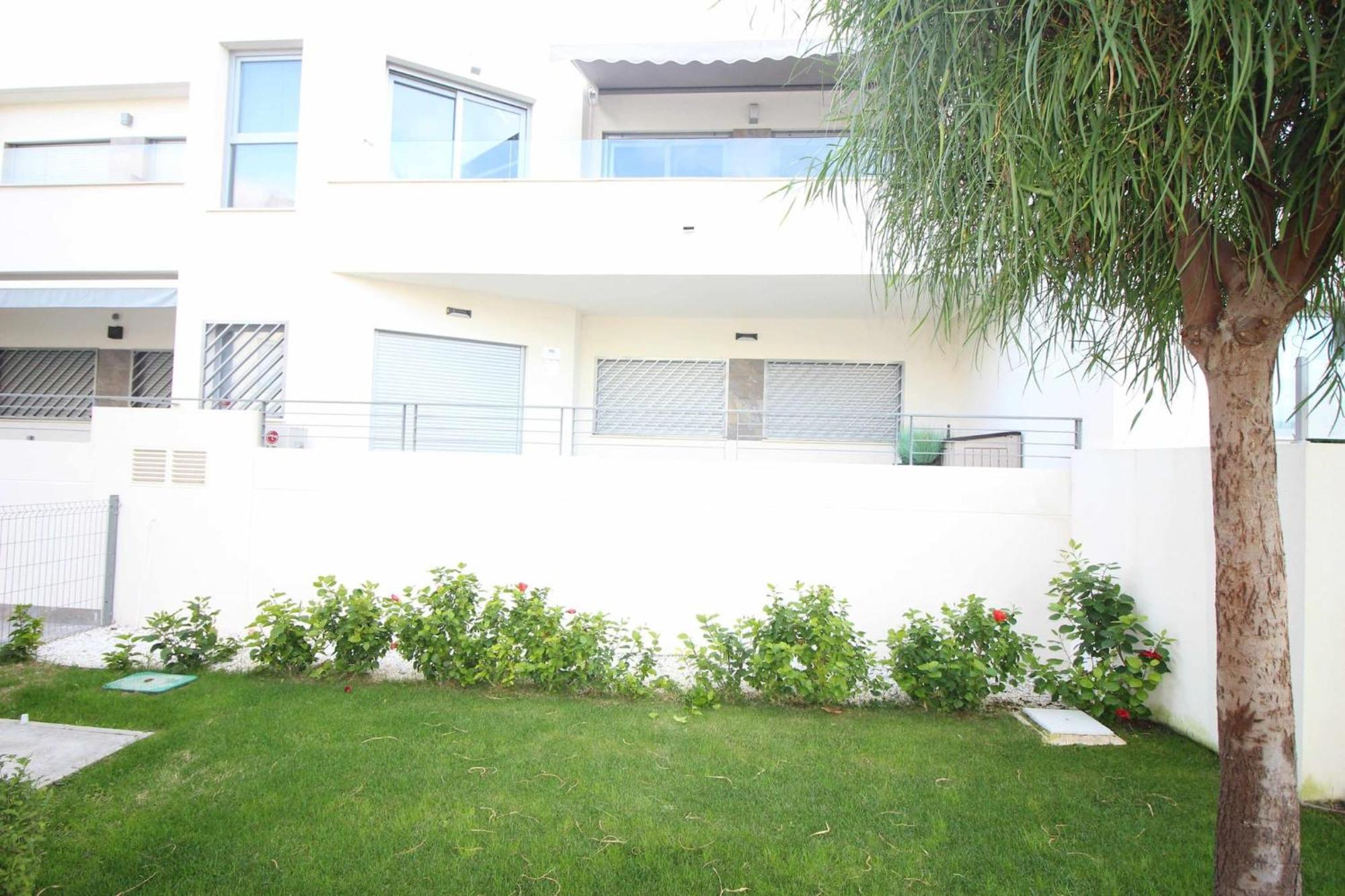 Apto Bajo La Veleta Torrevieja Exterior foto